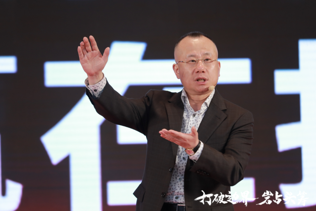 群星璀璨，共譜華章 | 2021將軍企業(yè)戰(zhàn)略營(yíng)銷峰會(huì)答謝晚宴盛大舉行！(圖4)