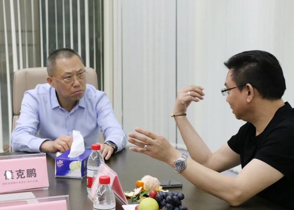 聚焦|深家協(xié)佛山巖板企業(yè)調(diào)研組蒞臨將軍企業(yè)參觀考察！(圖6)