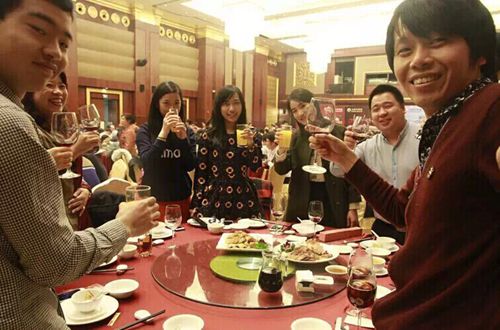 【峰會(huì)一線(xiàn)】大將軍陶瓷2015合作伙伴峰會(huì)暨新品發(fā)布會(huì)圓滿(mǎn)成功
(圖22)