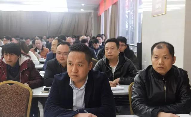 眾志成城 揚(yáng)帆起航——2017將軍企業(yè)新春工作會(huì)議圓滿召開(kāi)
(圖4)