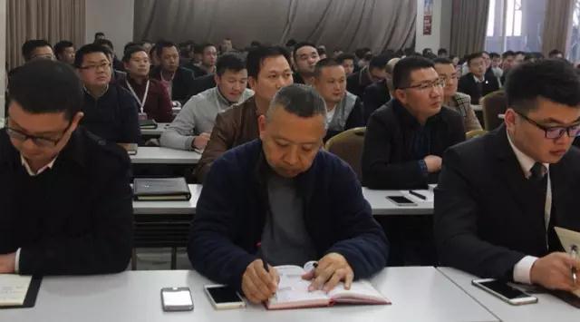 眾志成城 揚(yáng)帆起航——2017將軍企業(yè)新春工作會(huì)議圓滿召開(kāi)
(圖3)