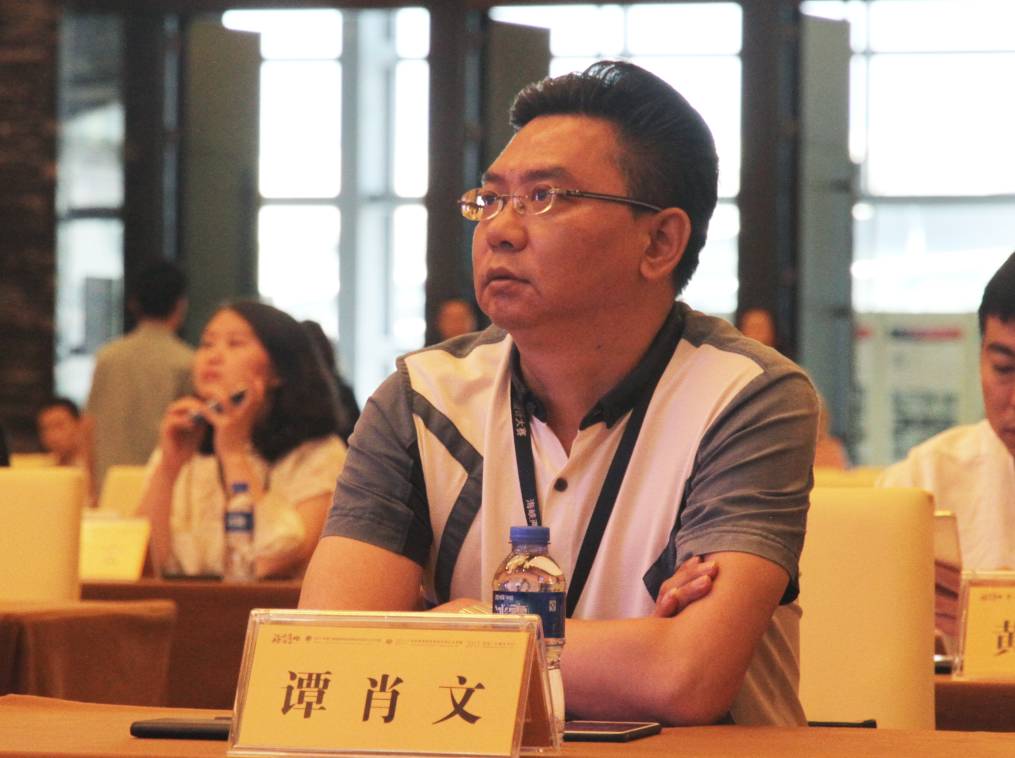 設(shè)計(jì)驅(qū)動(dòng) 品牌升級丨大將軍陶瓷攜手海峽兩岸四地室內(nèi)設(shè)計(jì)大賽 為設(shè)計(jì)發(fā)聲！
(圖2)