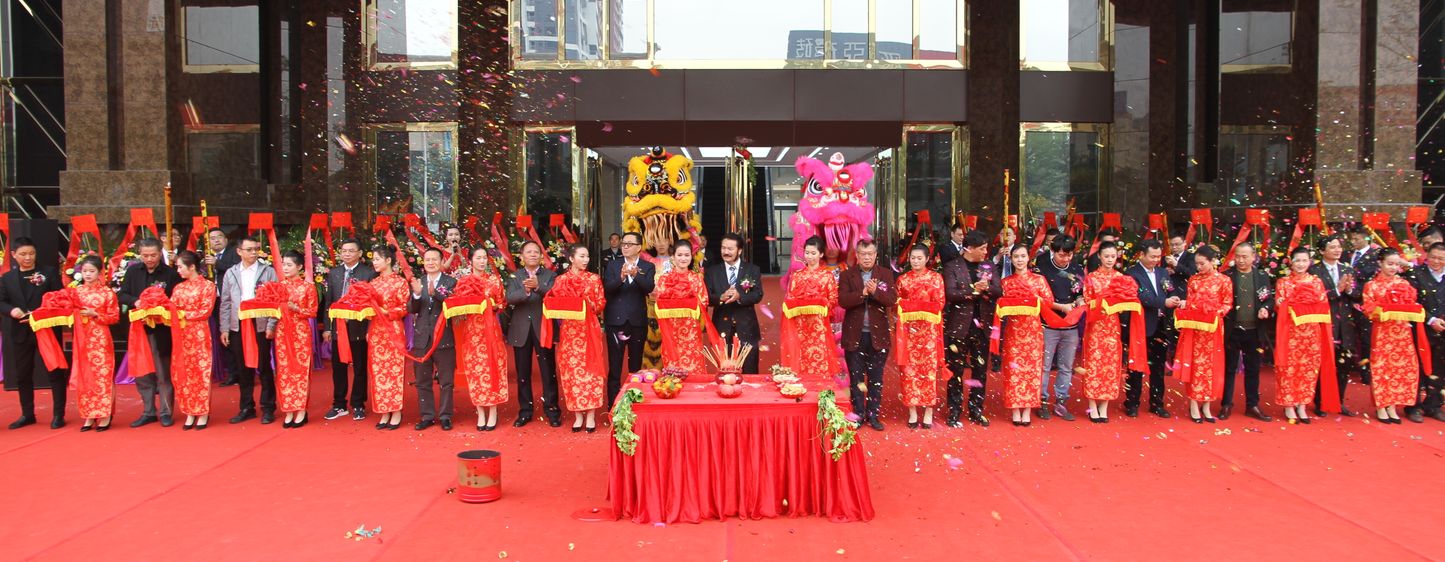 順勢(shì)突圍·破局騰飛丨大將軍陶瓷2018經(jīng)銷商年會(huì)暨總部開業(yè)盛典成功舉辦！
(圖45)