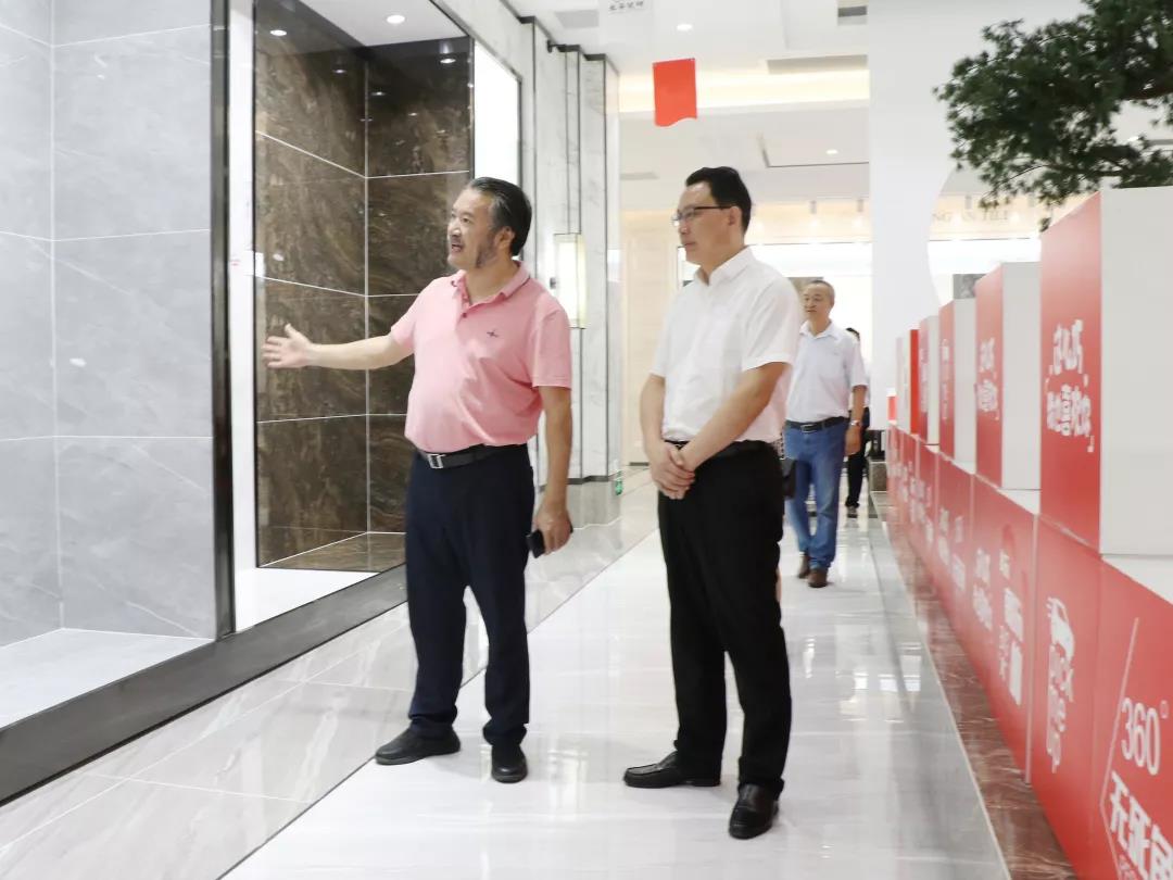 頭條丨衡陽政府考察團再度走進將軍企業(yè)，共商發(fā)展未來！
(圖5)