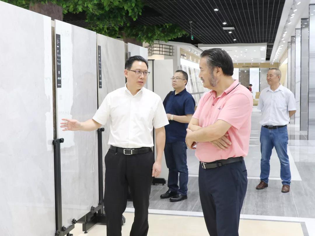 頭條丨衡陽政府考察團再度走進將軍企業(yè)，共商發(fā)展未來！
(圖11)